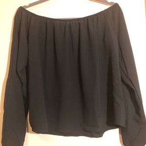 BLACK OFF THE SHOULDER W/SLIT SLEEVES